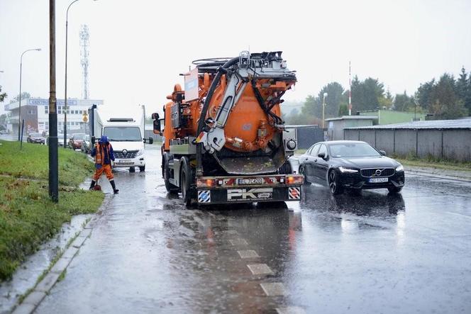 Potężna ulewa w Łódzkiem. Zalane ulice