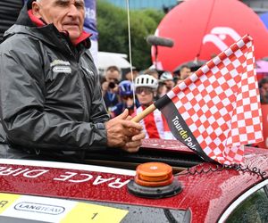 Kolarskie święto opanowało Wrocław. Tour de Pologne wystartował mimo kapryśnej pogody