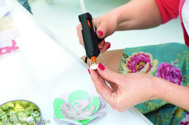 Wiosenne dekoracje wianek z papieru KROK PO KROKU