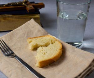 Postne, ale pyszne! Co zjeść w Wielki Piątek? Oto przykładowe menu
