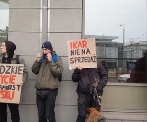 Protest przeciwko wysiedleniu uchodźców z Ukrainy i prywatyzacji Ikara