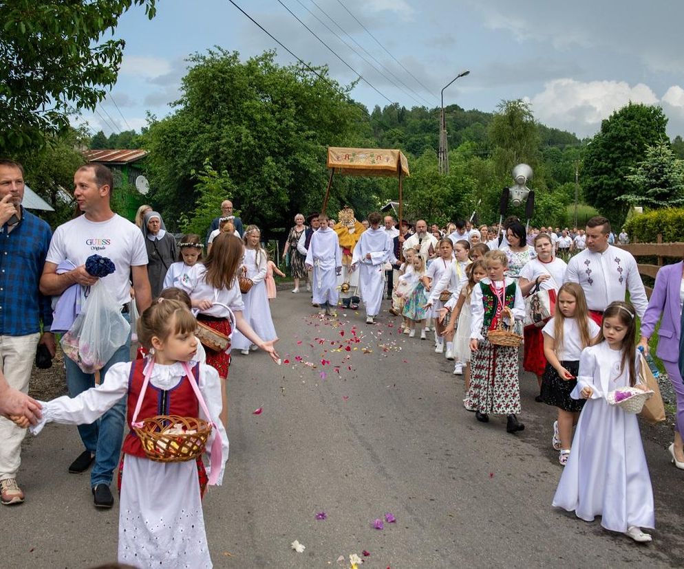 Boże Ciało 2025. Dlaczego Boże Ciało zawsze przypada w czwartek?