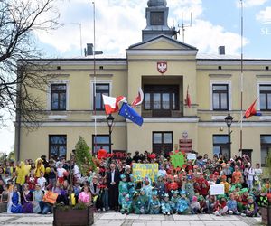 Miasta w GZM w województwie śląskim wyludniają się. Stąd ucieka najwięcej ludzi