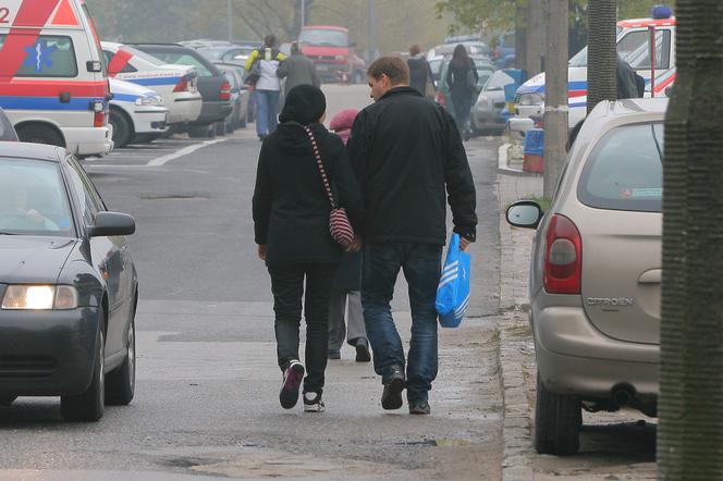 Karolak zawiózł ukochaną do szpitala