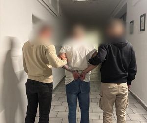 Wrocław. Rozlał benzynę na stacji i ją podpalił. 49-latek w rękach policji [ZDJĘCIA]