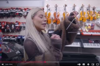 Julia von Stein zakłada rodzinny zespół muzyczny