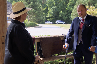 Barwy szczęścia, odcinek 2762: Józefina Rawicz (Elżbieta Jarosik), Klemens (Sebastian Perdek)