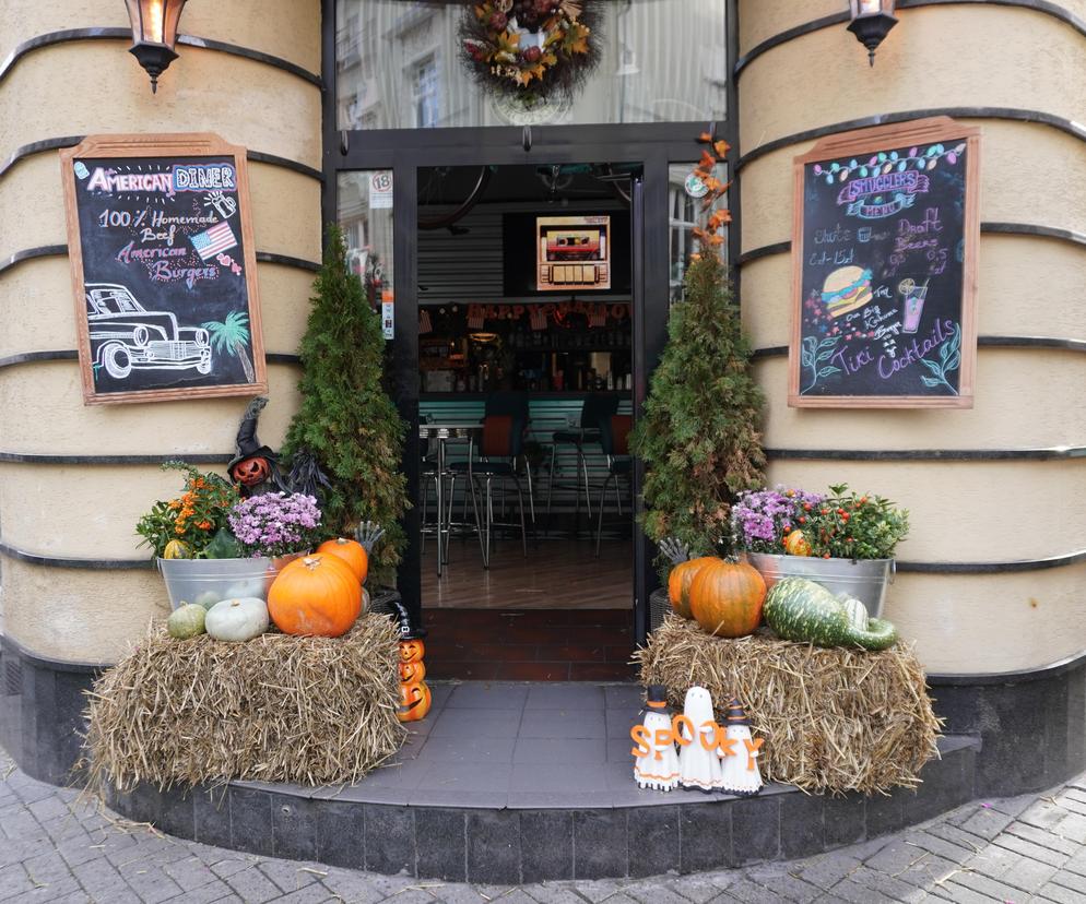Najciekawsze Halloween'owe witryny i dekoracje w Katowicach. Aż strach się bać! 