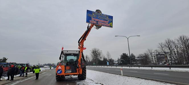 Rolnicy w Wejherowie. Protest na drodze krajowej nr 6