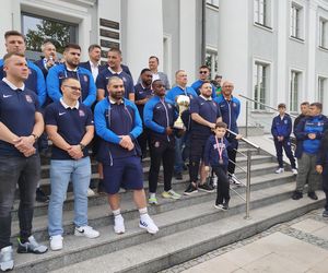 Społeczność sportowców i kibiców rugby z Siedlec uczciła największy z dotychczasowych sukcesów w historii klubu