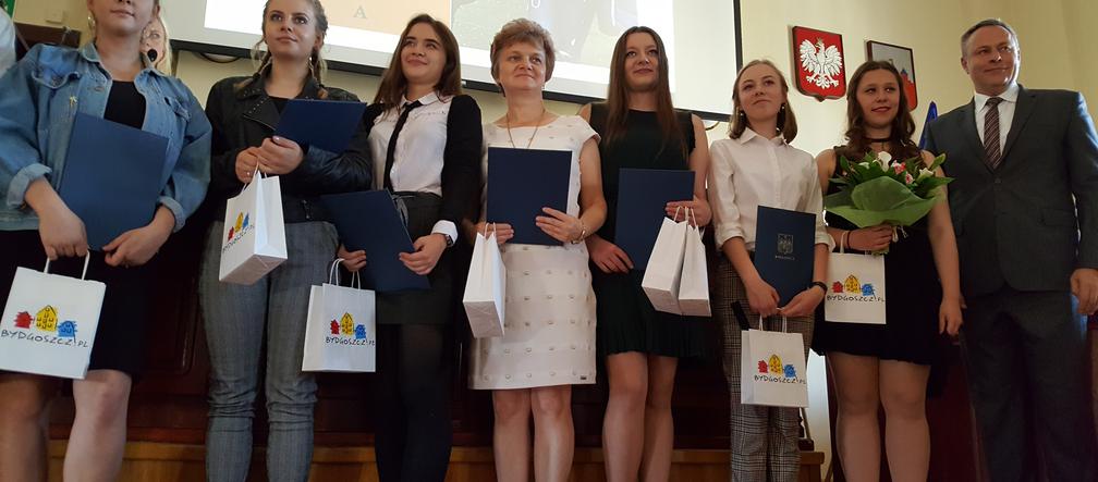 Czerpią radość z niesienia pomocy innym. Gala Ośmiu Wspaniałych za nami! [ZDJĘCIA]