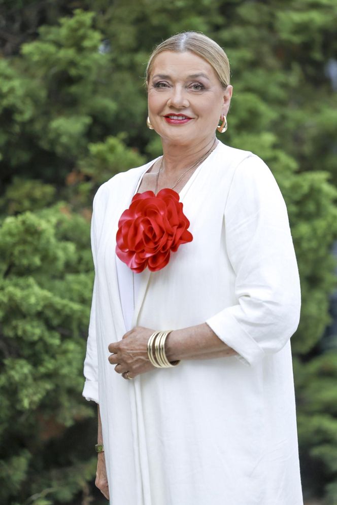 Małgorzata Ostrowska-Królikowska spotkała konia w supermarkecie. Wszystko nagrała!