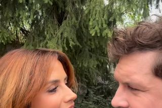 M jak miłość nowy sezon. Kama (Michalina Sosna), Marcin (Mikołaj Roznerski) na planie