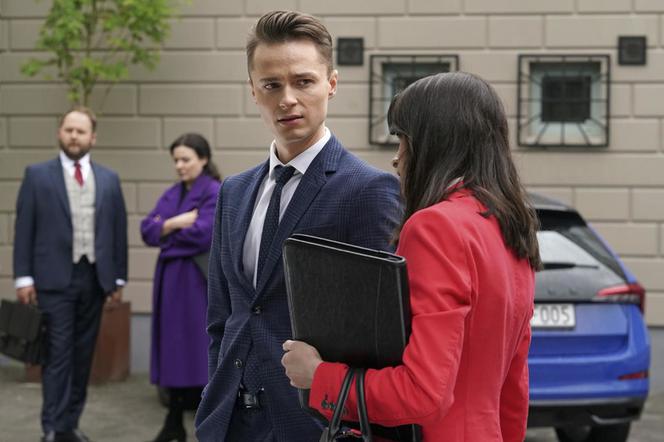 Barwy szczęścia, od. 2517: Józek (Patryk Pniewski), Natalia (Maria Dejmek), Klemens (Sebastian Perdek), Urszula (Bożena Stachura)