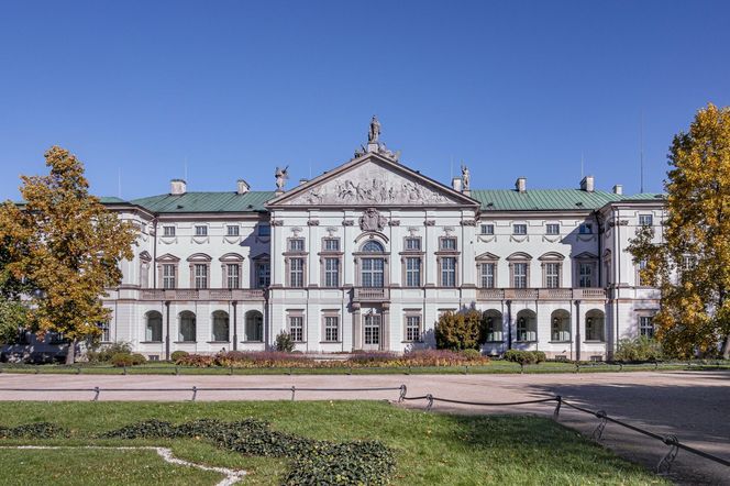  Najstarszy warszawski park z fascynującą historią. Mimo upływu lat, wciąż zachwyca!