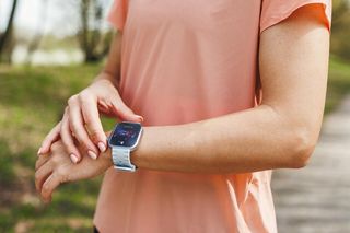 Huawei Watch 4 - lifestyle