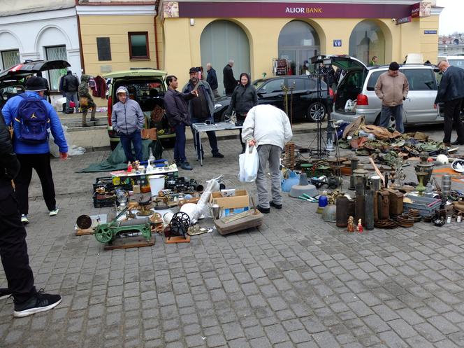 Stare, ale jare! Lubelska Giełda Staroci po raz kolejny przyciągnęła tłumy