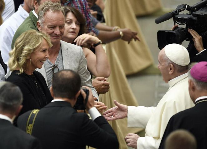 Papież Franciszek spotykał się na przestrzeni lat z gwiazdami