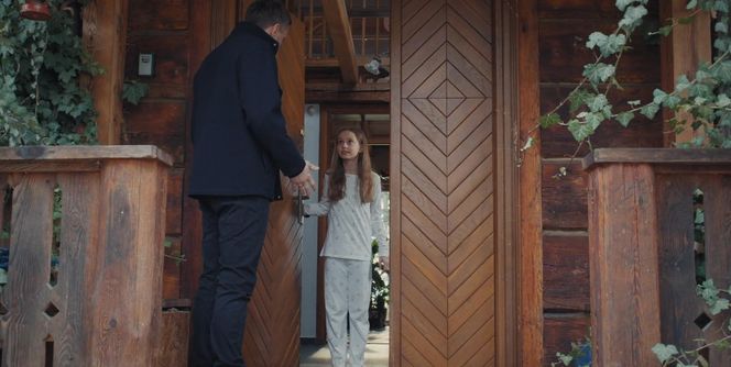 M jak miłość odc. 1869. Hania (Wiktoria Basik), Bartek (Arkadiusz Smoleński)