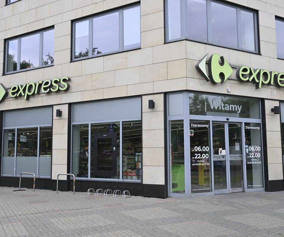 Carrefour Express - do której sklepy otwarte w święta 2025. Jak pracują sklepy franczyzowe?