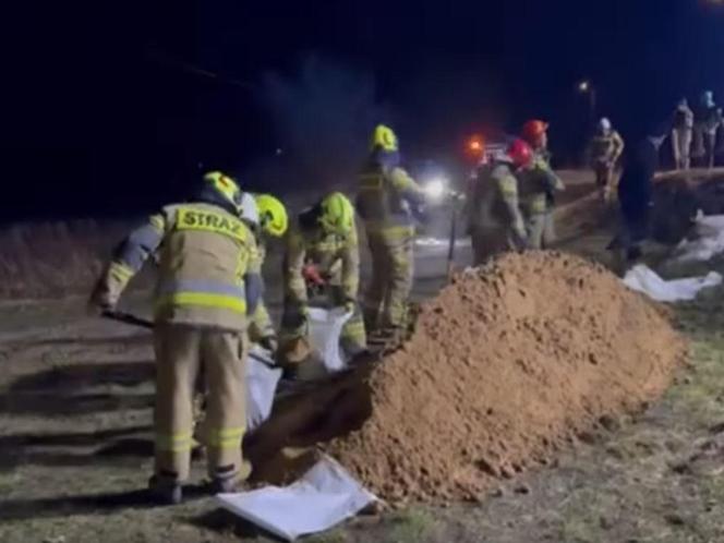 Przerwane wały na Liswarcie w Starokrzepicach