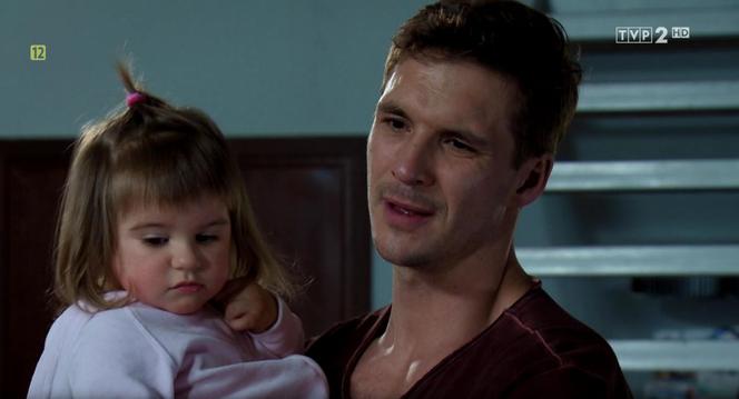 M jak miłość odc. 1451. Maja (Anna Wierzchoń), Marcin (Mikołaj Roznerski)