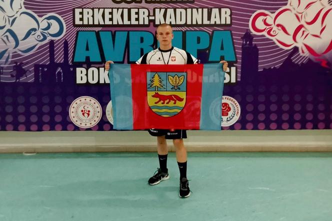 Mieszkaniec Gminy Grudziądz boksował w Turcji. 14-latek wygrał jedną walkę