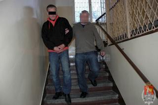 Wyłudzili 500 000 od pary emerytów