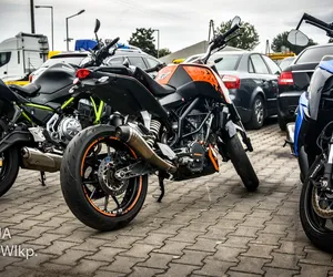 Naćpany kierowca busa przewoził skradzione motocykle. Były warte 150 tys. zł