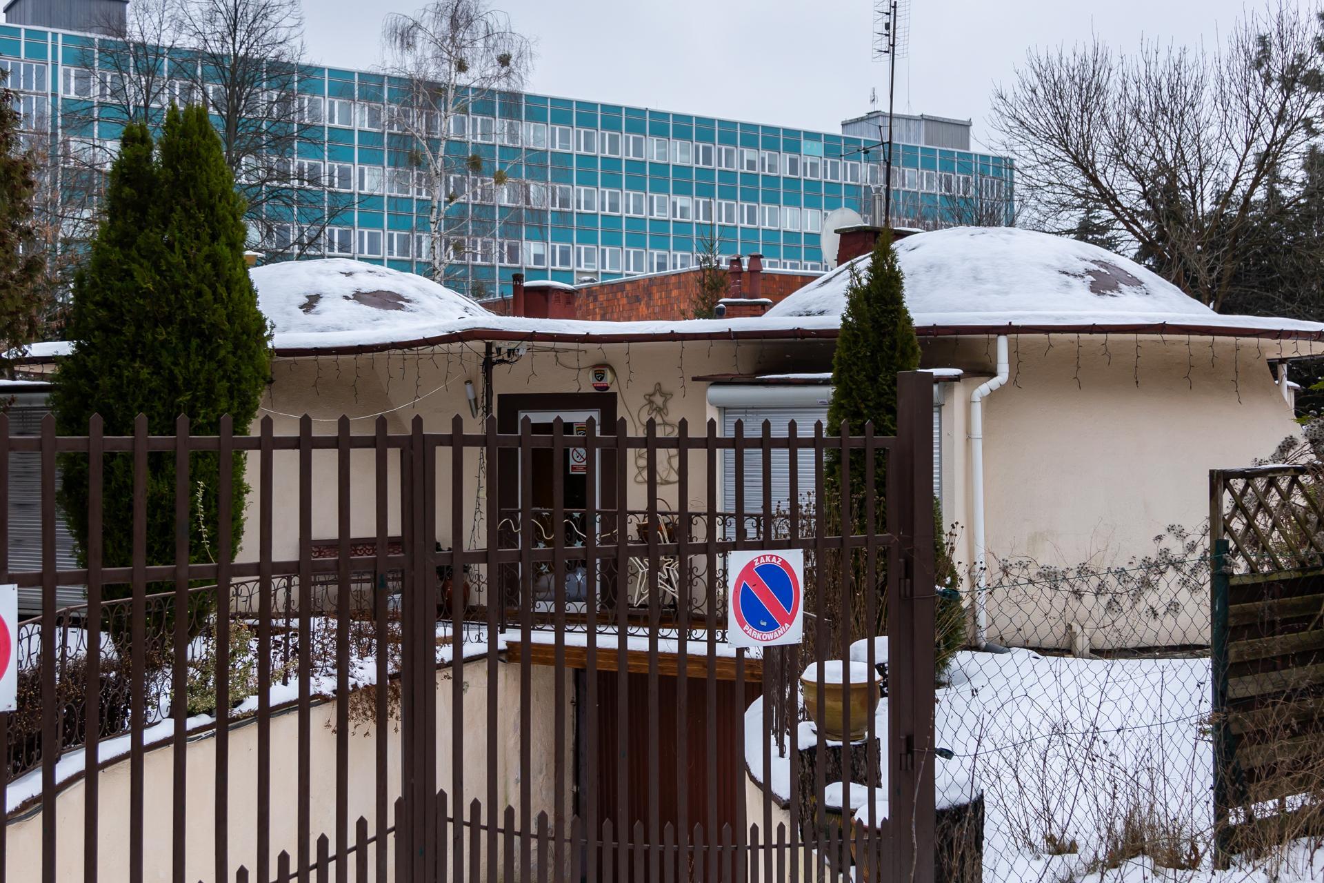 Kopulaki z Osiedla Zakątek w Warszawie - zobacz zdjęcia domów-grzybów