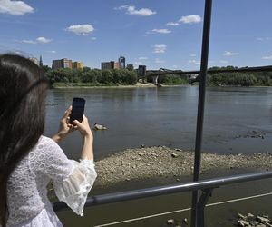 Alarm! Wisła wysycha na naszych oczach. Katastrofalny poziom wody w Warszawie