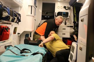 Pułkownik SOP zaatakował ratowników medycznych. Zorganizowali im szkolenie samoobrony. „W odpowiedzi na brutalny atak”