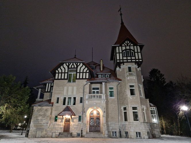 Zameczek na Zabobrzu, Jelenia Góra 