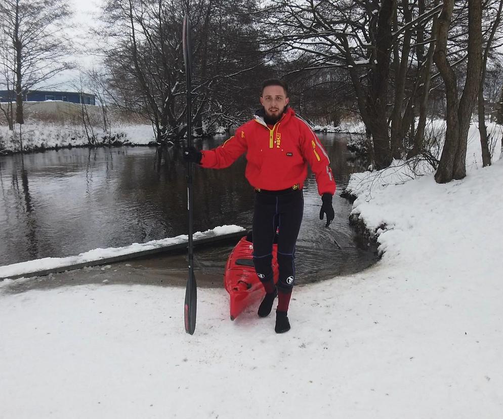 Przepłynie rzeką 950 km. Przy okazji chce pomóc zwierzętom ze schroniska