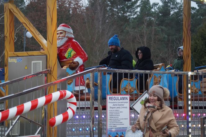 Magia świąt w Fordonie! Byliśmy na Akademickim Jarmarku Bożonarodzeniowym [ZDJĘCIA]