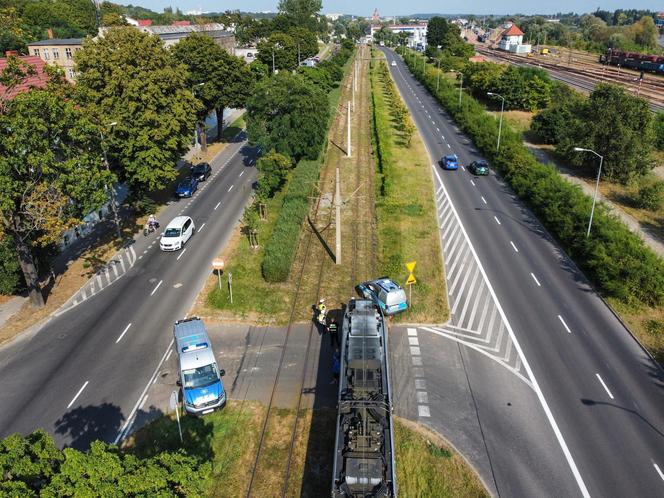 Wypadek radiowozu i tramwaju. Policjanci z Gorzowa w szpitalu