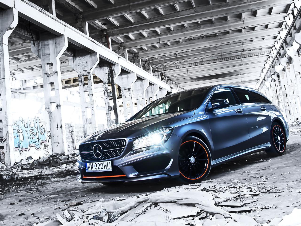 Mercedes-Benz CLA200 Shooting Brake OrangeArt