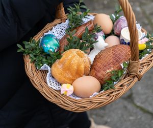 Rozwiąż quiz wiedzy o Wielkanocy. Dozwolone są podpowiedzi dzieci