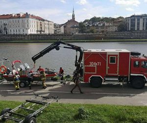 Policyjna akcja na Moście Piłsudskiego w Krakowie