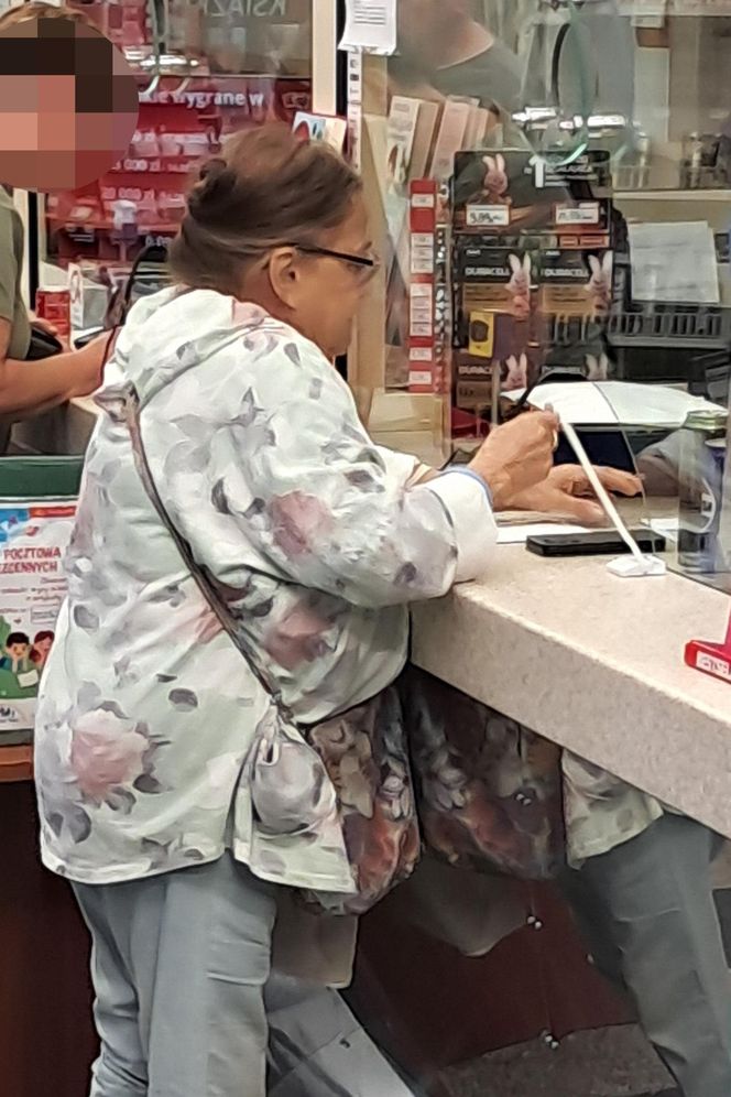 Grażyna Zielińska. Babka z "Rancza" kurzy jak smok