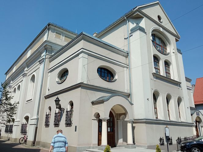 Synagoga w Lesznie