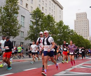 Uczestnicy Maratonu Warszawskiego 2025