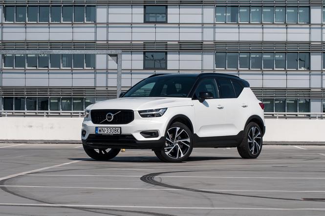 Volvo XC40 D4 190 KM R Design