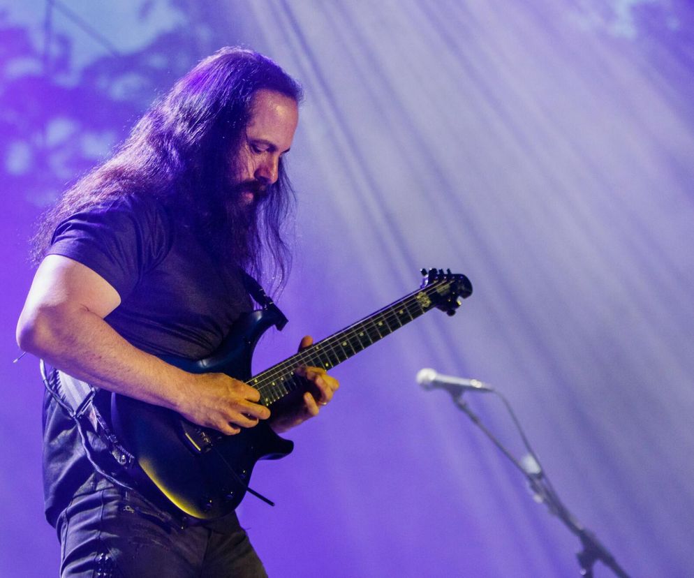 John Petrucci 