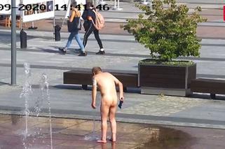 Kąpał się nago w fontannie w centrum Szczecinka