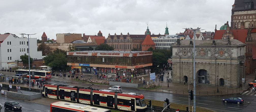 Budynek LOT w Centrum Gdańska