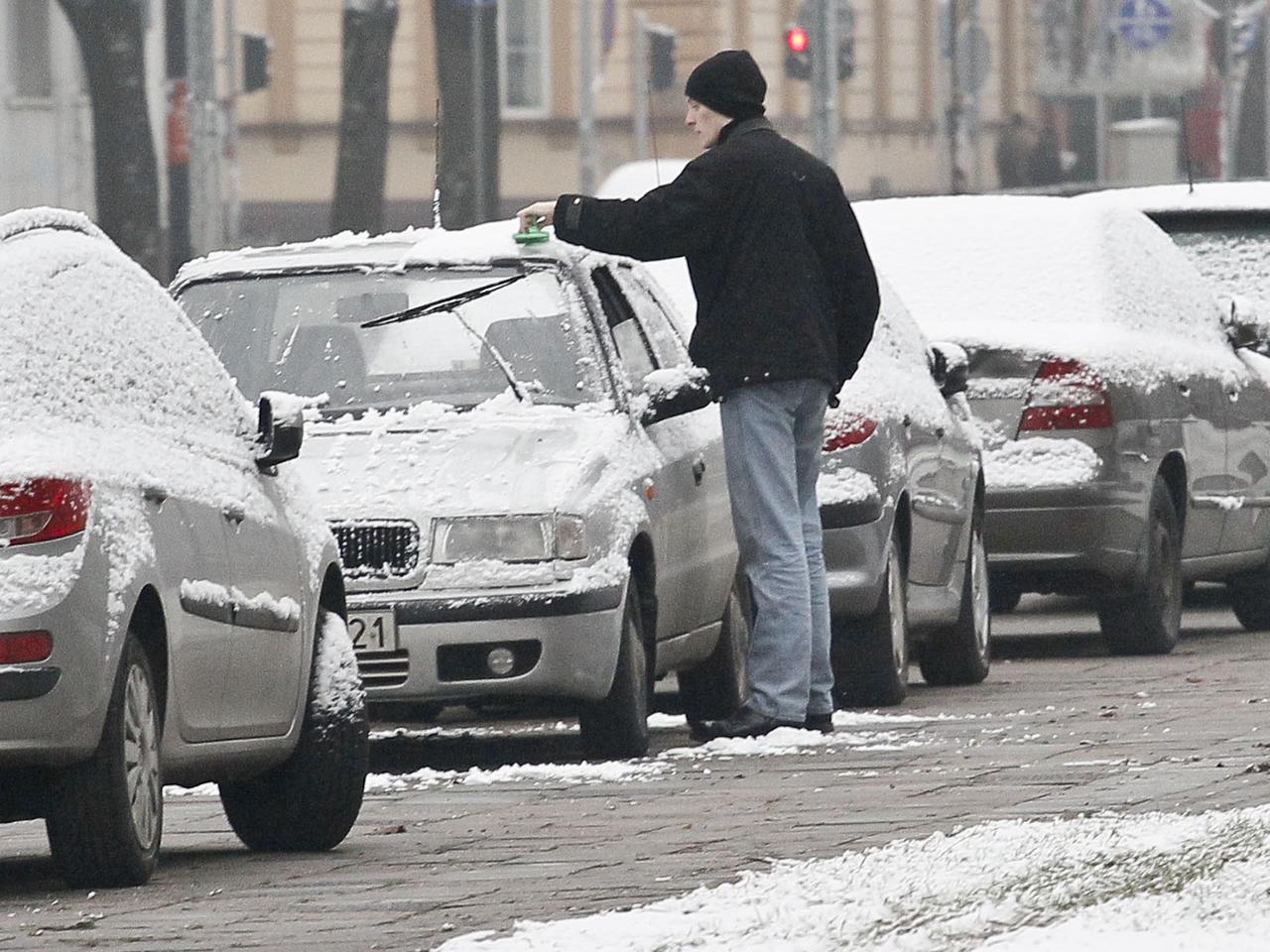 Policjanci radzą - przestrzegaj tych wskazówek, a będziesz bezpieczny i nie dostaniesz mandatu - WIDEO