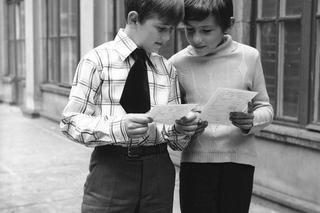 Tak żegnano szkołę w PRL-u! Zobacz jak wtedy wyglądały zakończenia roku!