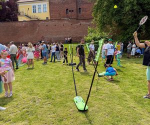   Tłumy na Starym Mieście w Olsztynie. Tak mieszkańcy świętowali Dzień Dziecka