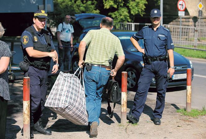 Strażnicy nie dają rady